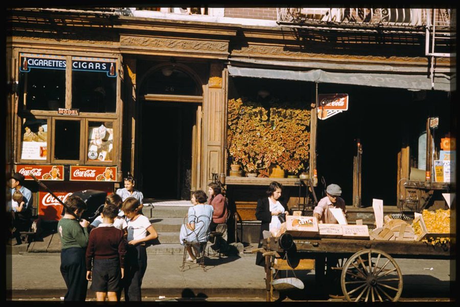 stores-near-corner-of-broome-st-and-baruch-place-lower-east-side-1941