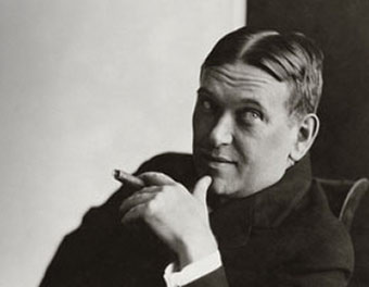 H_L_-Mencken-amused