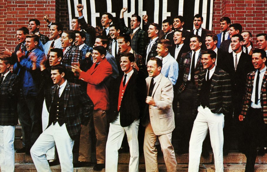 item0.rendition.slideshowWideHorizontal.preppy-ss01